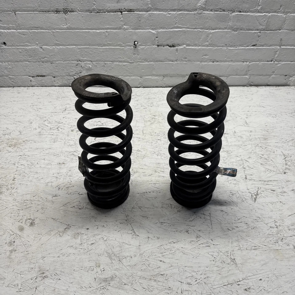 Ford Edge 2019-2021 Sel tracción delantera suspensión trasera derecha e izquierda puntal muelle helicoidal OEM Foto 1 de 4