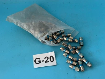 Lot of 30 PCT-TRS-6 Coaxial Compression Connectors RG6 Cable F-Type — Profession - Image 1 of 4