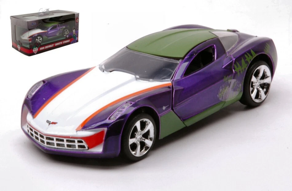 Jada Toys CHEVROLET CORVETTE STINGRAY THE JOKER 2009 PURPLE/GREEN/WHITE 1:32 - Immagine 1 di 1