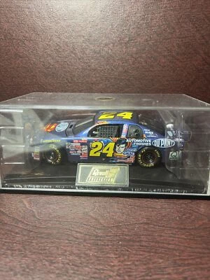 1999 #24 Jeff Gordon Superman Dupont Automotive Finish 1:24 Revell Nascar  - Image 1 of 4
