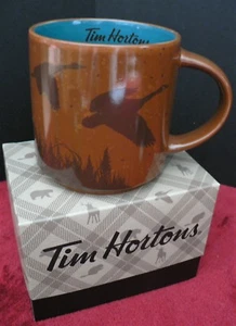 NEW Tim Hortons Limited Ed Coffee Mug - GOOSE / BROWN - Gift Box 2017 - Bild 1 von 6
