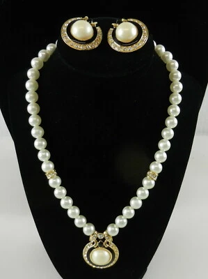 Pendant NECKLACE & EARRING SET Pearl Color Black Enamel Rhinestone Gold Clip S30 - Image 1 of 4