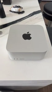 APPLE MAC STUDIO M2 ULTRA 8TB SSD 192GB RAM 24-CORE 76-CORE GPU - Afbeelding 1 van 5