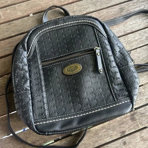 BOC schwarz Mini Rucksack Handtasche Handtasche verstellbare Riemen Reißverschluss verziertes Vinyl Logo - Bild 1 von 8