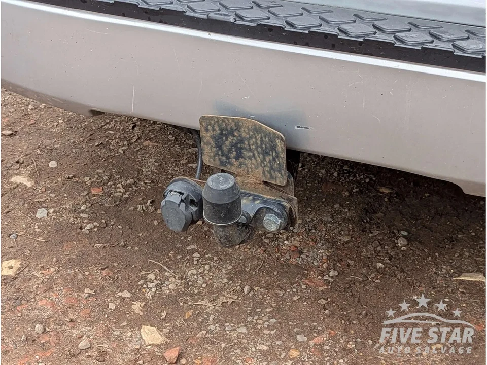 Nissan Pathfinder Tow Bar 2007 SUV 4/5dr MK3 R51 (05-10) 2.5 dCi 4WD - Image 1 of 4