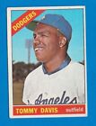 1966 Topps Baseball Card #75 Tommie Davis Los Angeles Dodgers