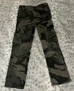 Boys Wrangler Camouflage Cargo Pants Size 6 Regular - Picture 1 of 6