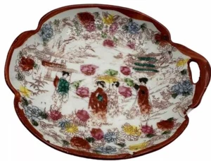 Antique Porcelain Plate Japan Scalloped Dish 5.5" Hand Painted Hand Made Decor - Picture 1 of 9