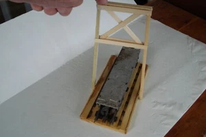 O SCALE PASSTHRU WOOD BENTS SUPPORTS 10"HIGH 6" HIGH BOTTOM TRAINS ABOVE & BELOW - Picture 1 of 4