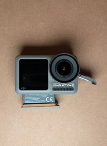 DJI Osmo Action (1. Generation) / Action Cam / Kamera - Bild 1 von 5