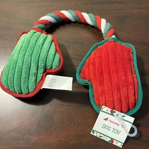 Giocattolo per cani natalizi. Guanti da masticare Tug A War Mittens ~ strisce rosse verdi e bianche nuovi - Foto 1 di 7