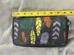 THIRTY-ONE Falling Feathers SAVE YOUR WAY CLUTCH 8.5" X 4.5" - Picture 1 of 6