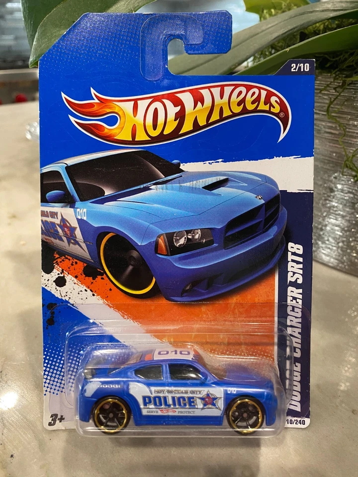 2011 Hot Wheels #110 HW City Works 2/10 DODGE CHARGER SRT8 Blue Variant - Image 1 of 1