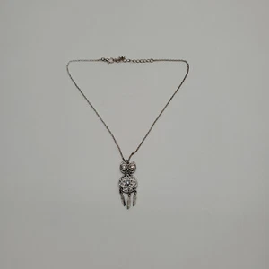 Colgante Búho Atrapasueños Tono Plata con Estrás y Collar - Imagen 1 de 4