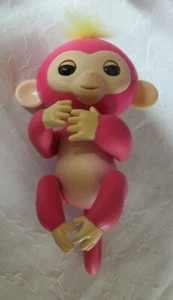 Fingerlings Pink Monkey - Picture 1 of 2
