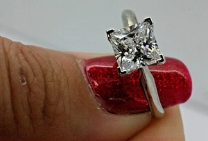 1 KT SOLITÄR VERLOBUNGSRING PRINZESSSCHLIFF MASSIV 14 KARAT WEISSGOLD KOSTENLOSE GRÖßE  - Bild 1 von 9