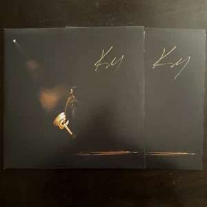 ‘Kameron Marlowe’ Signed Vinyl ‘Keepin’ The Lights On’ Country Music Autograph - Picture 1 of 12