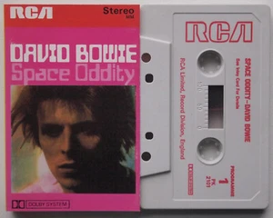 DAVID BOWIE - SPACE ODDITY (RCA PK2101) 1970s UK CASSETTE TAPE REISSUE RED PRINT - Picture 1 of 3