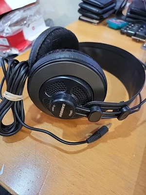 Samson SR850 Professional Semi-open Studio Reference Monitoring Headphones - Image 1 of 4