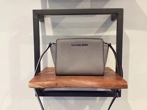 Fabulous Michael Kors Grey Mini Selma Excellent Condition - Picture 1 of 13