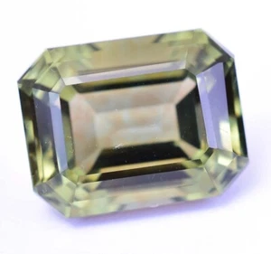 Natural Greenish Moldavite 20.60 Ct Emerald Certified Transparent Loose Gemstone - Picture 1 of 7