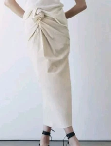 Zara Beige Knotted Skirt XS Rosette Detail Lightweight Blogger's Pick - Imagen 1 de 7