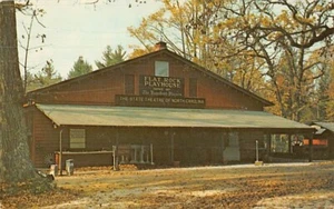 Postal NC: Flat Rock Playhouse, Flat Rock, Carolina del Norte, sin publicar - Imagen 1 de 2