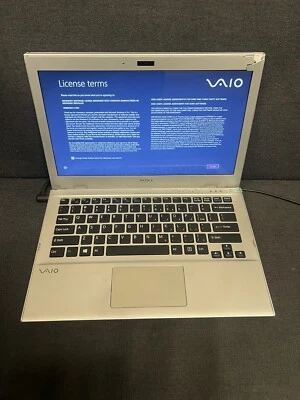 Portátil Sony VAIO Modelo SVT131B11L - Leer Descripción Foto 1 de 4