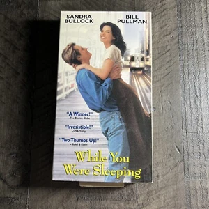 While You Were Sleeping VHS Tape Sandra Bullock Romantic Holiday - Picture 1 of 4