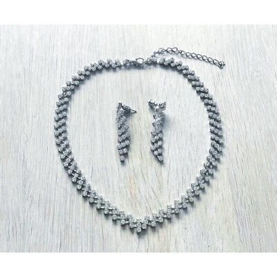 Set collana e orecchini a goccia con strass scintillanti, gioielli da sposa, ... - Immagine 1 di 4