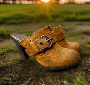 BOC Born Damen-Pantolette Clog Größe 7 US braun Leder 3-Zoll-Absatz - Bild 1 von 8