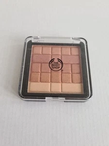 Body Shop 03 Coral Shimmer Waves Highlighter Blusher Bronzer 8.2g New Sealed - Picture 1 of 4