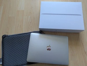 Apple MacBook A1534 (Intel Core M5 / 8 GB / 512 GB) - Bild 1 von 10