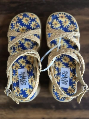 Stevies (Steve Madden) Children's Girls Size 13 Sunflowers Raffia Sandals, NEW! - Image 1 of 4