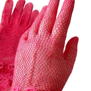 Delicate 1920s Lace Crochet Gloves Hand Dyed Deep Red Size 6 1/2 Halloween - Picture 1 of 12