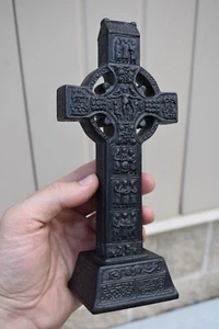 Älteres Keltenkreuz mit Detail Design Arbeit, Guss schwarz Resin (CA815) Kelch Co - Bild 1 von 11