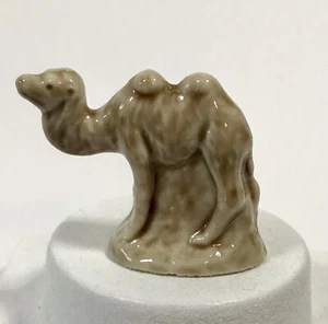 Wade England Red Rose Tea Camel Figurine Whimsies Whimsy - Bild 1 von 7