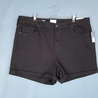 Universal Thread Women's Midi Cuffed Shorts High Rise Black Size 22W - Image 1 of 4