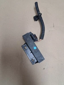 2019 FERRARI GTC4 LUSSO KEYLESS ENTRY ANTENNA RECEIVER 68068148AA - Picture 1 of 3