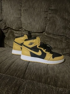 Nike Air Jordan 1 Retro High OG Pollen Sneaker Größe 7Y - Bild 1 von 8