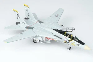 Calibre Wings 1/72 F-14A Tomcat AJ200 USN VF-84 Jolly Rogers - Picture 1 of 2