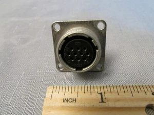 HRS 10-Pin Buchse von Nihon Kohden SEN-7103 Stimulator - Bild 1 von 2