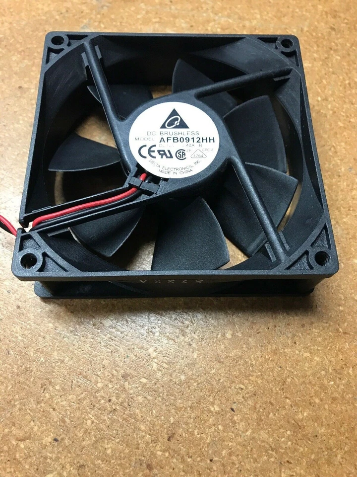 DELTA AFB0912HH 92x92x25mm 92mm 12V 0.40A 2 wire 2 PIN DC Cooling Fan - Image 1 of 1
