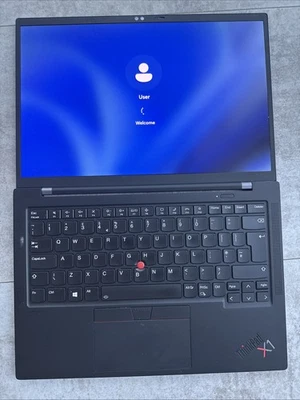 Thinkpad X1 Carbon Gen 9 - i5 - 16GB RAM - 256GB SSD - FHD - Image 1 of 4