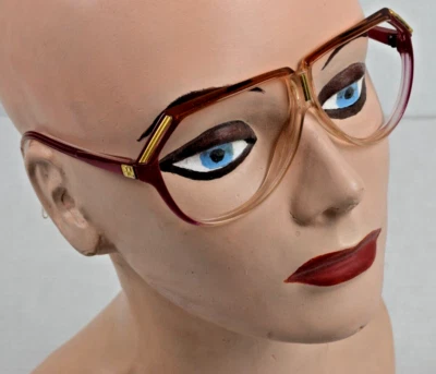 Monturas de gafas vintage años 70 Couregges rojo rubí ombre adorno dorado hechas en Francia Foto 1 de 4