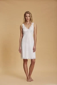 Klassisches schulterfreies Unterkleid V-Ausschnitt mit Spitzenstickerei Damen Andra 80 - Bild 1 von 4