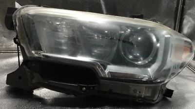 2021-2023 CHEVROLET TRAILBLAZER L Headlamp halogen (opt T4A) - Image 1 of 4