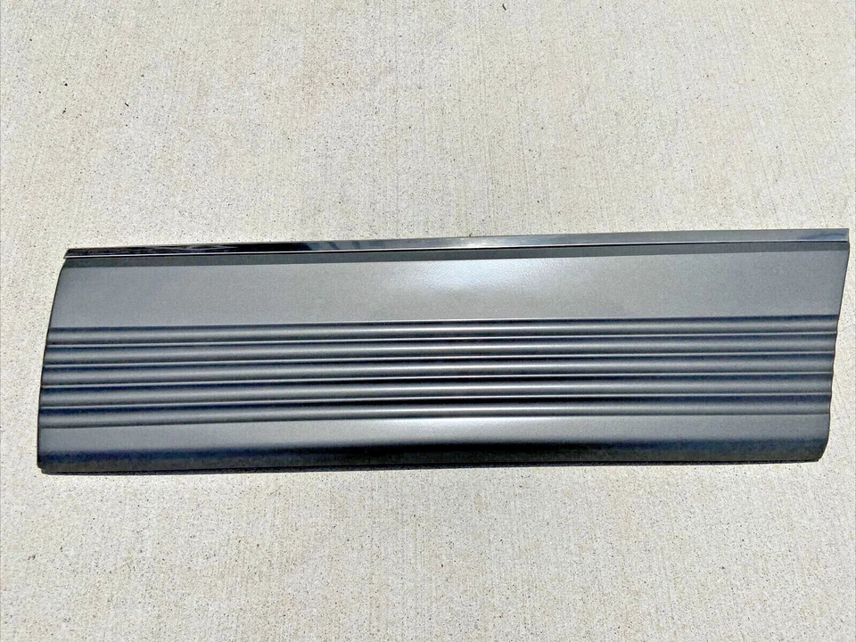 1266902540 DOOR PANELING W126 79-85 REAR DOOR LOWER TRIM LEFT 300SD 280SE 500SE  - Image 1 of 2