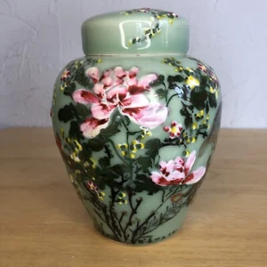 Antique Chinese CELADON Porcelain PAINTED 6" Ginger Jar BEAUTIFUL Floral Signed - Picture 1 of 17