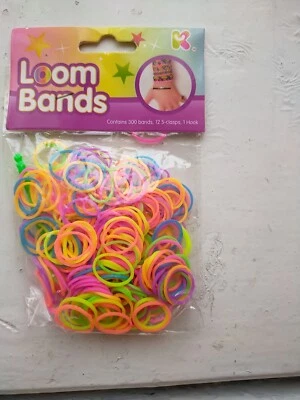 Loom Band Pack of 300 Mixed Multi Coloured Bands  - Image 1 of 2